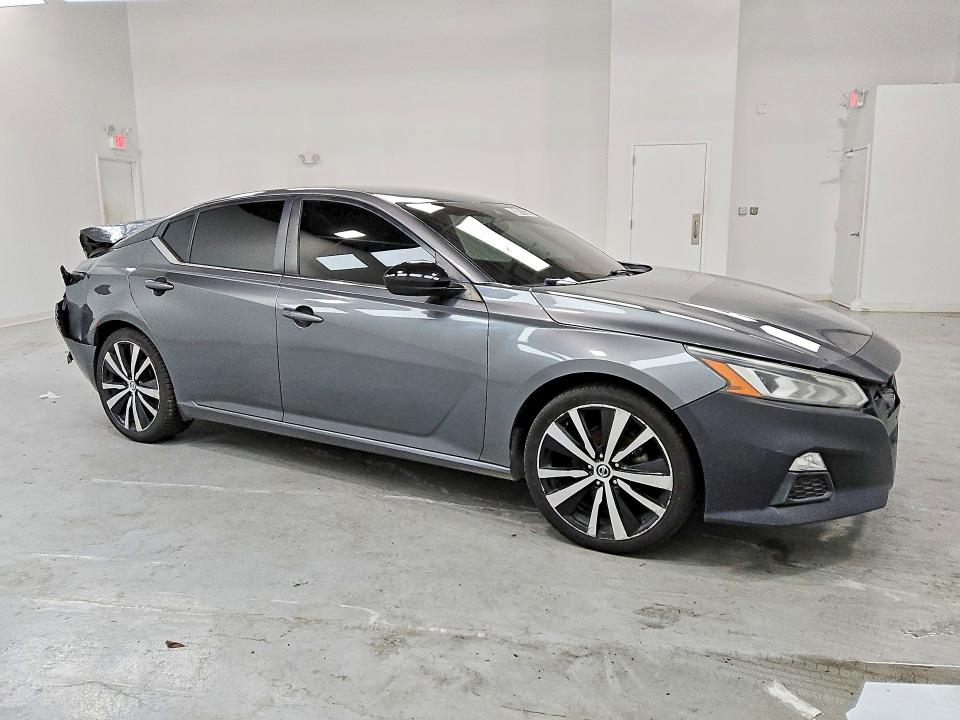 2020 Nissan Altima მანქანა იყიდება აუქციონზე, vin: 1N4BL4CV8LC124492, აუქციონის ნომერი: 53973136
