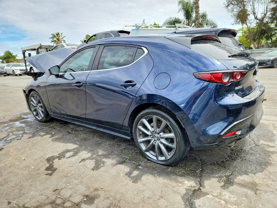 Продаж на аукціоні авто 2019 Mazda 3, vin: JM1BPAMM8K1143587, номер лоту: 52079906