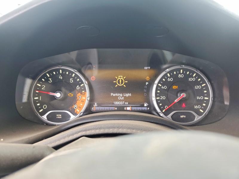 54173876 :رقم المزاد ، ZACCJBCT4FPB96216 vin ، 2015 Jeep Renegade مزاد بيع