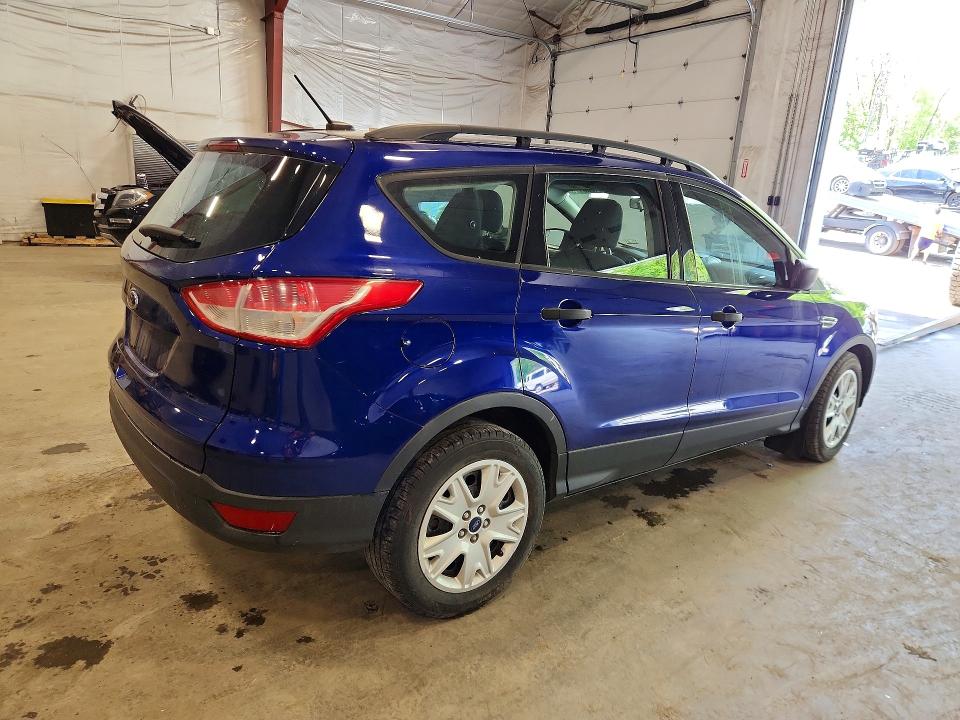 2015 Ford Escape მანქანა იყიდება აუქციონზე, vin: 1FMCU0F77FUA34696, აუქციონის ნომერი: 54323176