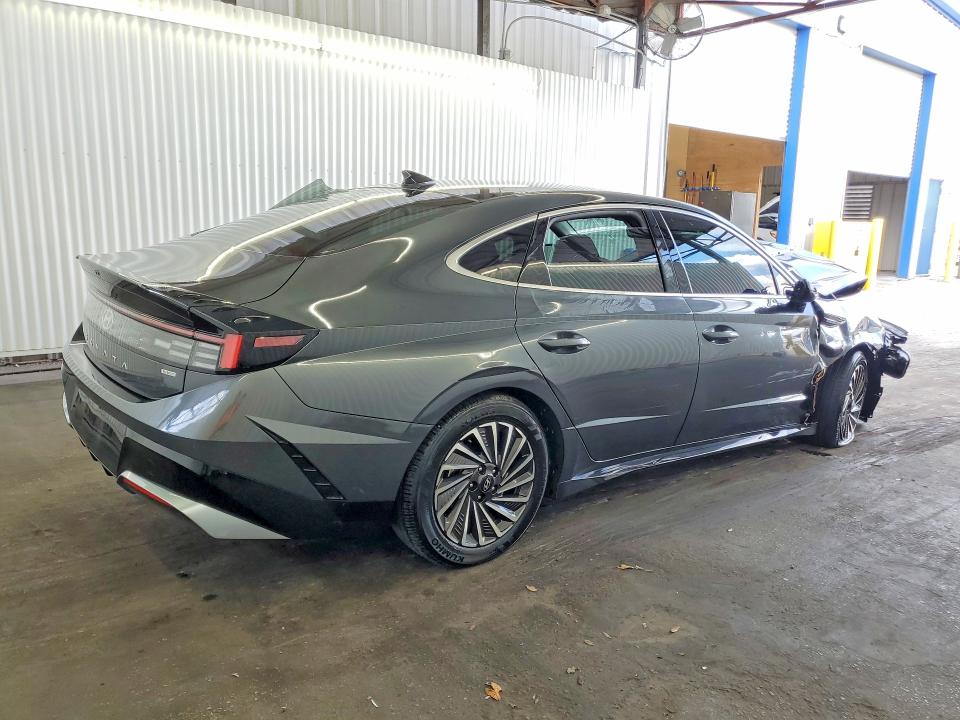 2025 Hyundai Sonata Hybrid მანქანა იყიდება აუქციონზე, vin: KMHL34JJ9SA103090, აუქციონის ნომერი: 52606236