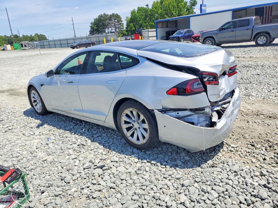Продажа на аукционе авто 2017 Tesla Model S, vin: 5YJSA1E20HF199716, номер лота: 55565096