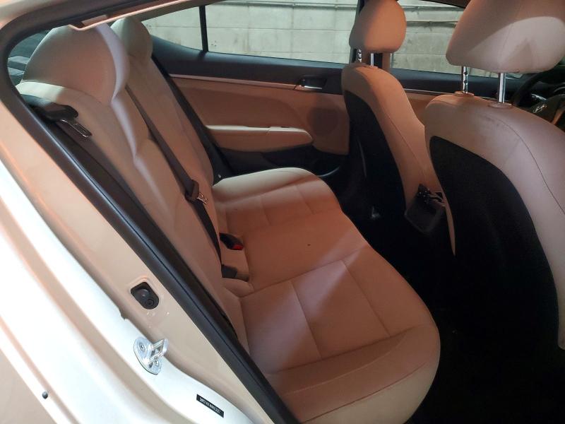 Продаж на аукціоні авто 2017 Hyundai Elantra, vin: 5NPD74LF4HH103327, номер лоту: 54846256