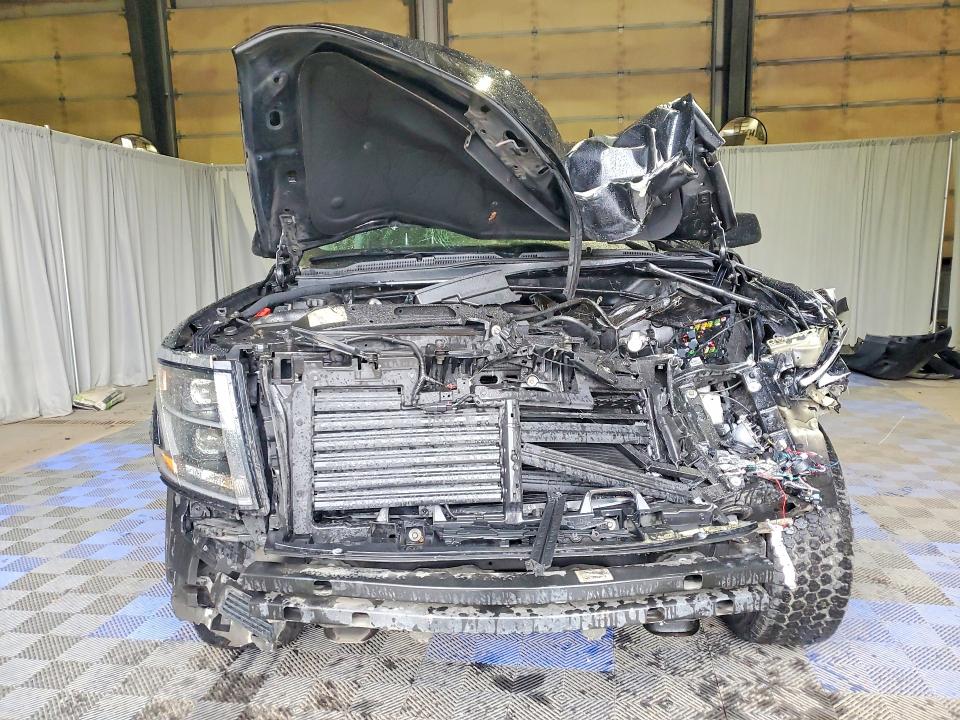 2019 Chevrolet Suburban მანქანა იყიდება აუქციონზე, vin: 1GNSCHKC0KR130159, აუქციონის ნომერი: 85984305