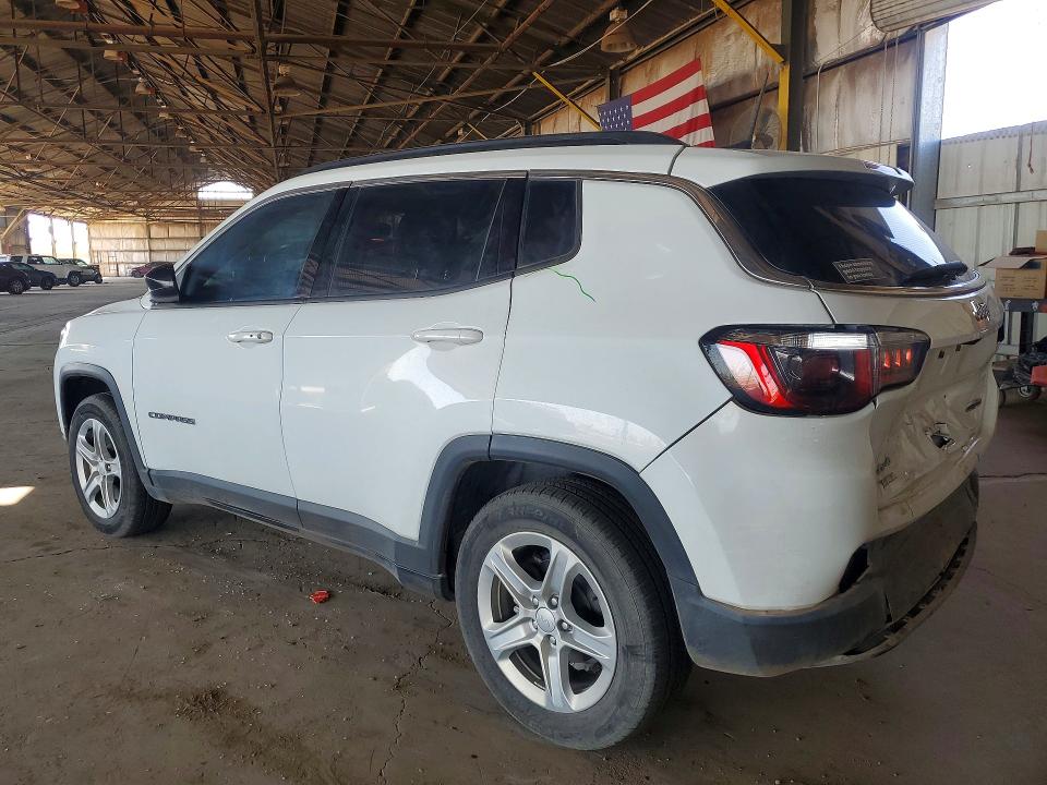 53067556 :رقم المزاد ، 3C4NJDBN1PT560822 vin ، 2023 Jeep Compass مزاد بيع
