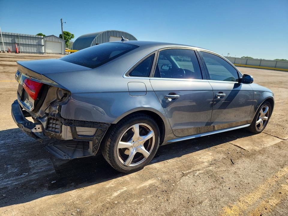 52911846 :رقم المزاد ، WAUBFAFL0FN008641 vin ، 2015 Audi A4 مزاد بيع