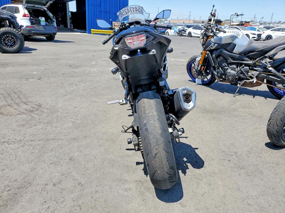 54174256 :رقم المزاد ، JKAEX8B19HDA40844 vin ، 2017 Kawasaki Ex300 مزاد بيع