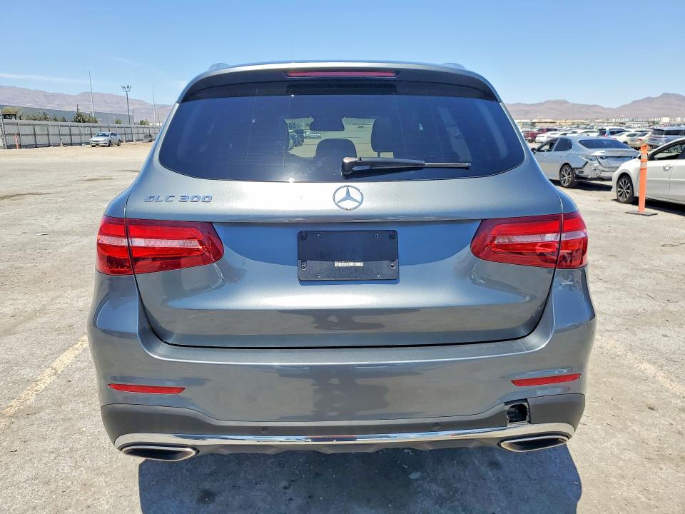 55079156 :رقم المزاد ، WDC0G4JB7HF135370 vin ، 2017 Mercedes-benz Glc مزاد بيع