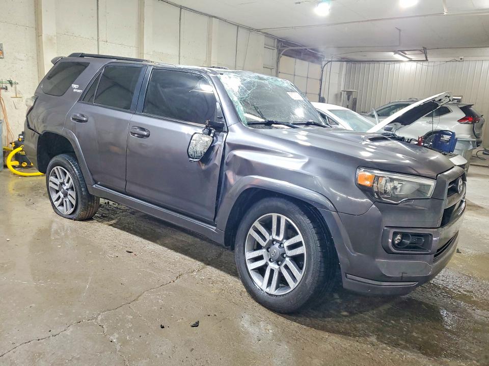 Продажа на аукционе авто 2022 Toyota 4runner, vin: JTESU5JR2N6079825, номер лота: 53376306