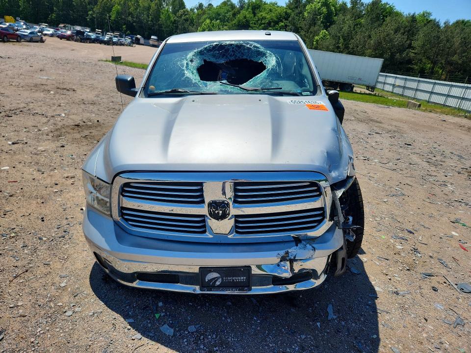 55251636 :رقم المزاد ، 3C6RR7LT1FG596484 vin ، 2015 Ram 1500 مزاد بيع