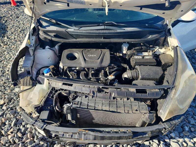 54048606 :رقم المزاد ، KNADM4A30H6010295 vin ، 2017 Kia Rio مزاد بيع
