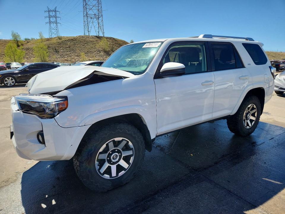 Auction sale of the 2016 Toyota 4runner, vin: JTEBU5JR0G5383969, lot number: 52860296