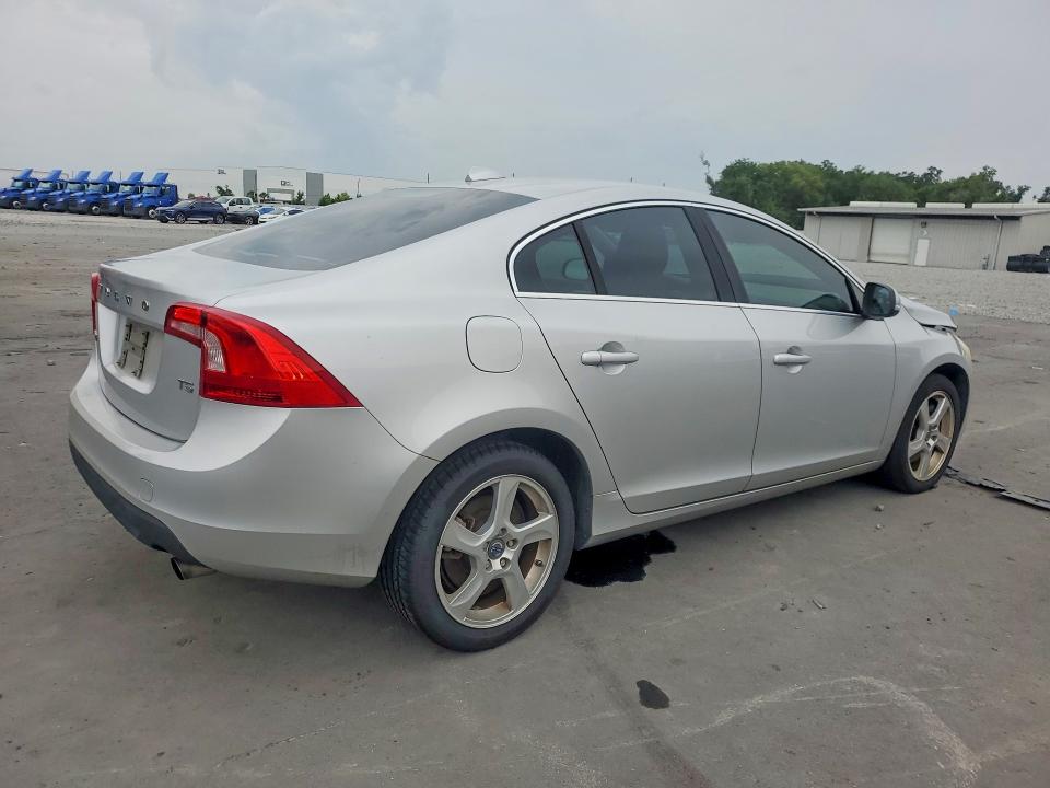 Продаж на аукціоні авто 2012 Volvo S60, vin: YV1622FS6C2078651, номер лоту: 52727866