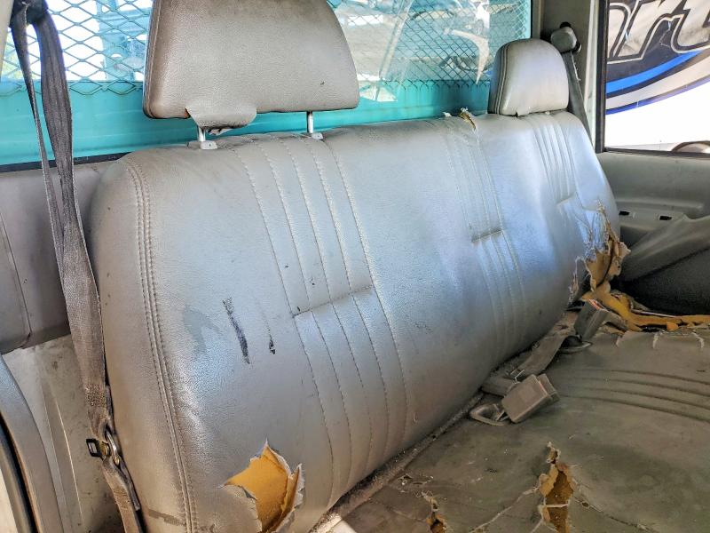 54909796 :رقم المزاد ، 1GDGC24R2XF098493 vin ، 1999 Gmc Sierra مزاد بيع