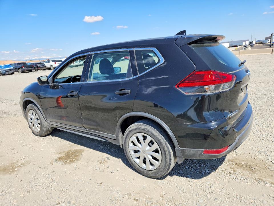 51601146 :رقم المزاد ، KNMAT2MV1HP617326 vin ، 2017 Nissan Rogue مزاد بيع