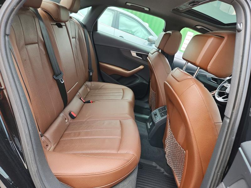 54539366 :رقم المزاد ، WAUDNAF47HN046830 vin ، 2017 Audi A4 مزاد بيع