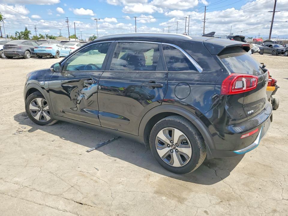55415376 :رقم المزاد ، KNDCC3LD7J5160711 vin ، 2018 Kia Niro مزاد بيع