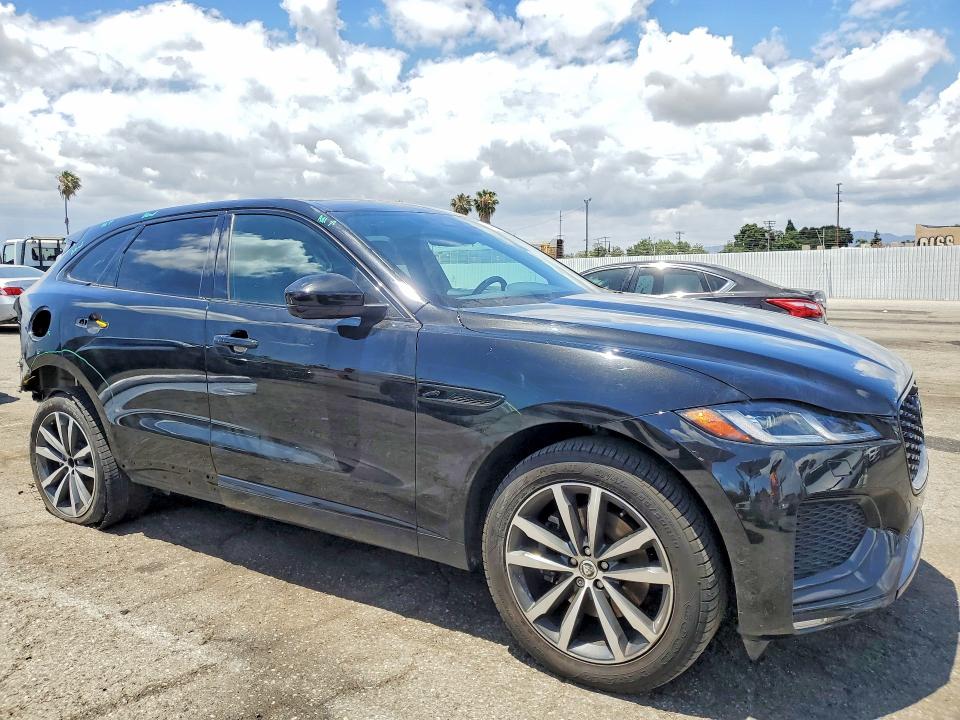 2024 Jaguar F-pace მანქანა იყიდება აუქციონზე, vin: SADCT2EX9RA728627, აუქციონის ნომერი: 54901096