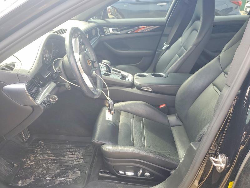 52625756 :رقم المزاد ، WP0AE2A79LL131010 vin ، 2020 Porsche Panamera مزاد بيع
