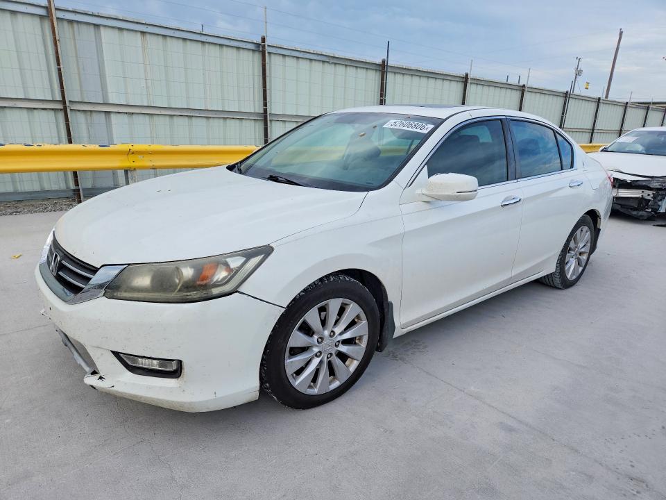 52606806 :رقم المزاد ، 1HGCR2F75FA148362 vin ، 2015 Honda Accord مزاد بيع