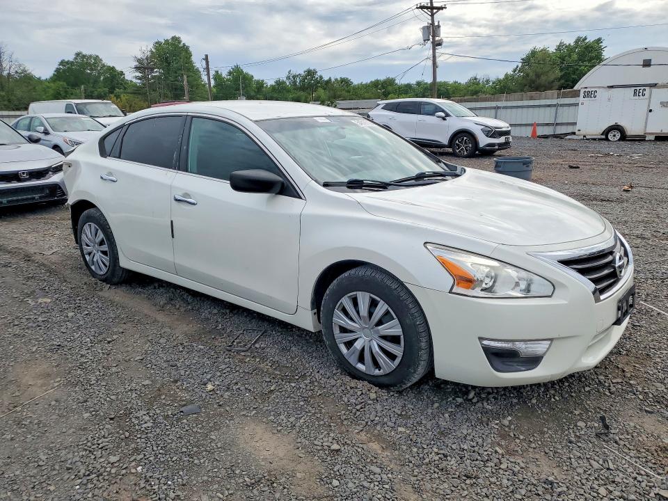 2013 Nissan Altima მანქანა იყიდება აუქციონზე, vin: 1N4AL3AP9DC111097, აუქციონის ნომერი: 54819786