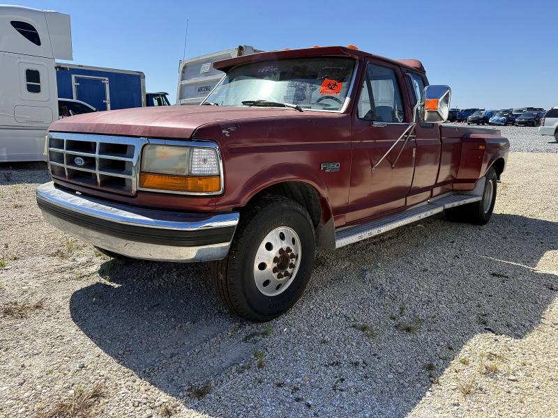 1992 Ford F350 მანქანა იყიდება აუქციონზე, vin: 1FTJX35M6NKB81940, აუქციონის ნომერი: 52914036