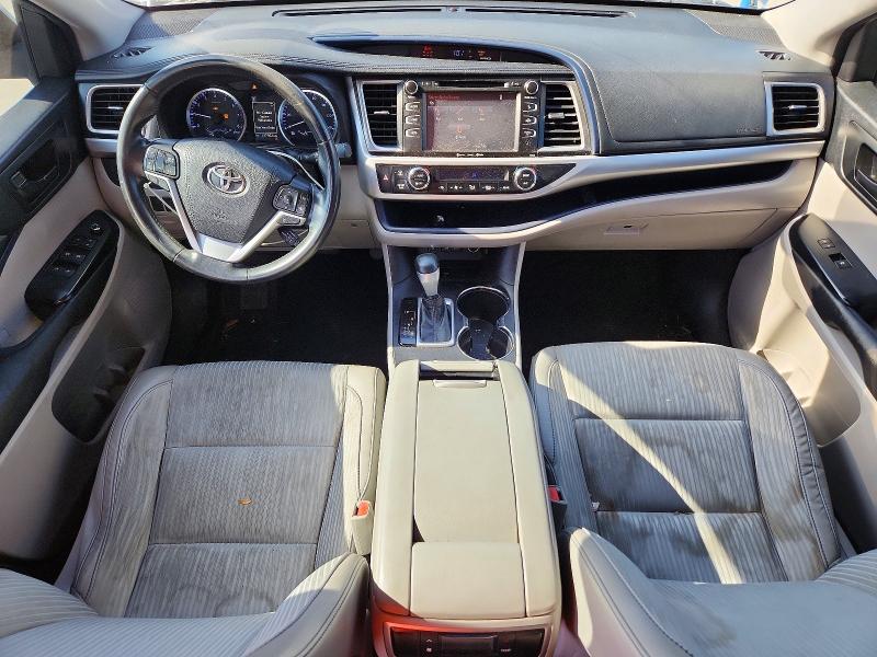 2018 Toyota Highlander მანქანა იყიდება აუქციონზე, vin: 5TDZZRFH2JS251244, აუქციონის ნომერი: 53310656