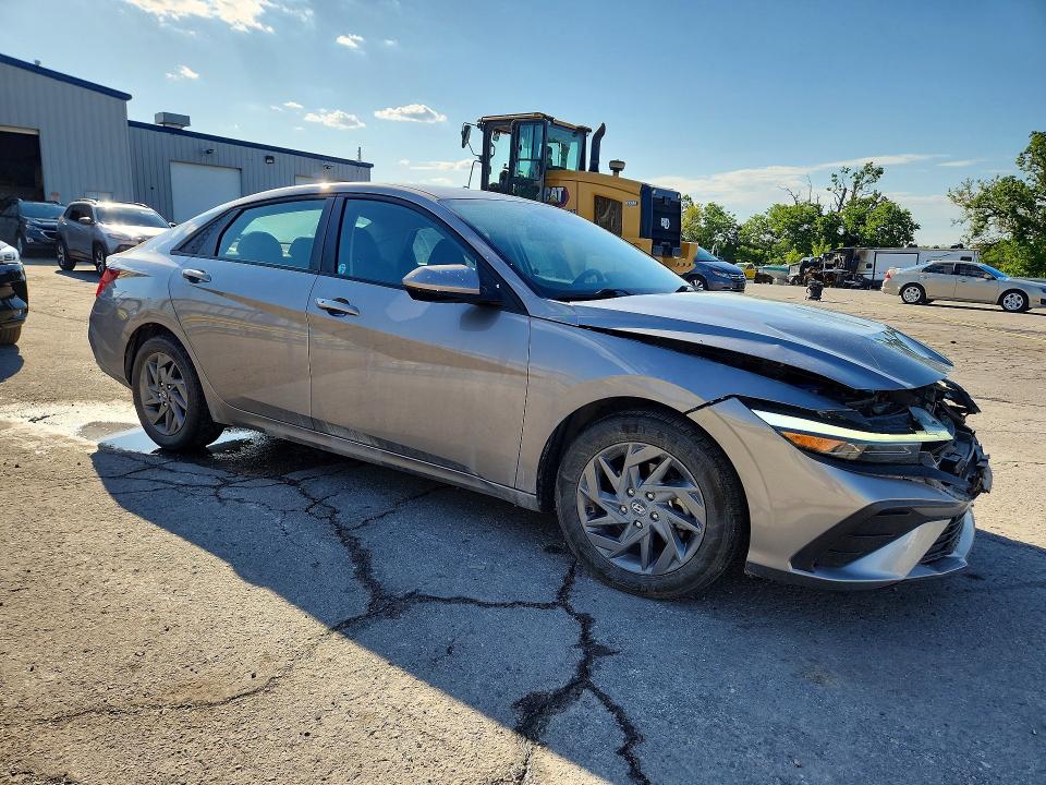 52924816 :رقم المزاد ، KMHLM4DG8RU665603 vin ، 2024 Hyundai Elantra مزاد بيع