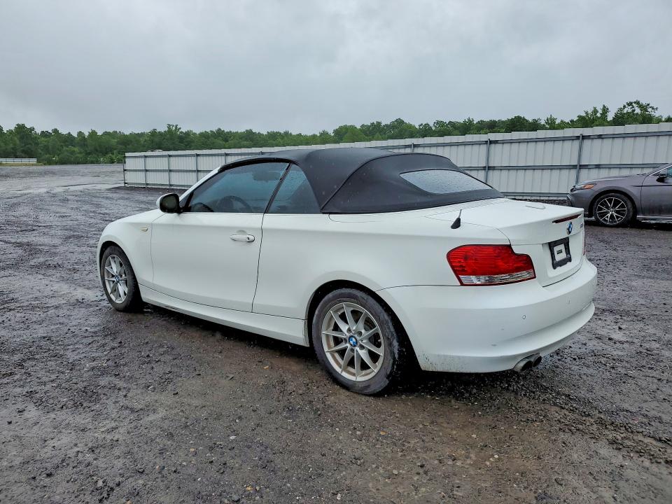 54676176 :رقم المزاد ، WBAUL7C50BVM80715 vin ، 2011 Bmw 128 مزاد بيع