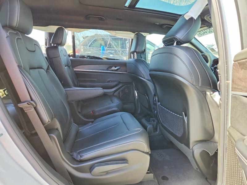 Продажа на аукционе авто 2025 Jeep Grand Cherokee, vin: 1C4RJKBG9S8791062, номер лота: 52824426