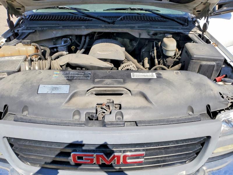 52359166 :رقم المزاد ، 1GDHC24U05E241470 vin ، 2005 Gmc 2500 مزاد بيع
