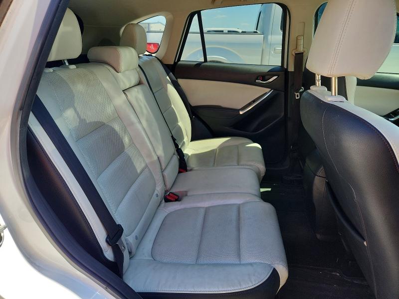 53305826 :رقم المزاد ، JM3KE2DY6G0862453 vin ، 2016 Mazda Cx-5 مزاد بيع