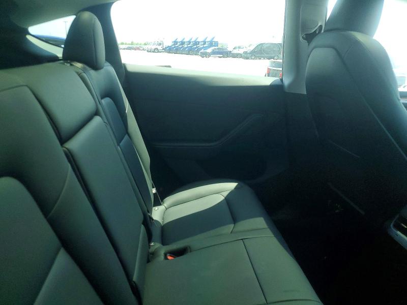 53069776 :رقم المزاد ، 7SAYGDEEXRA320838 vin ، 2024 Tesla Model Y مزاد بيع