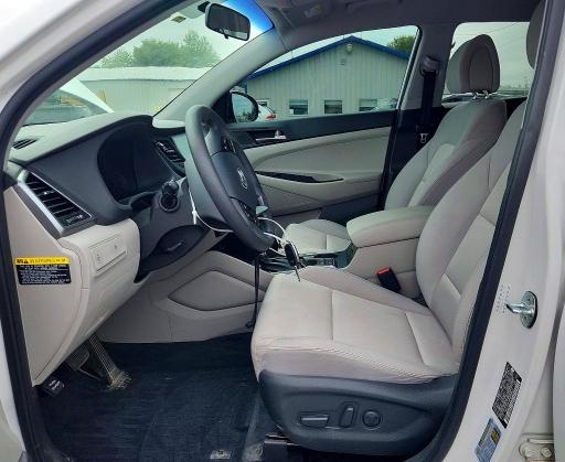 54818636 :رقم المزاد ، KM8J3CA40HU484427 vin ، 2017 Hyundai Tucson مزاد بيع