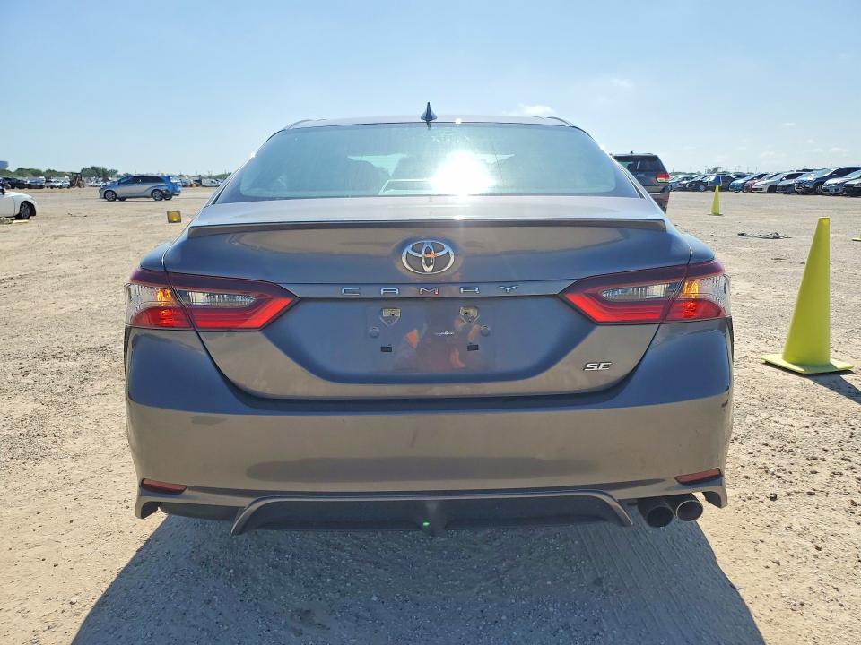 Продажа на аукционе авто 2023 Toyota Camry, vin: 4T1G11AKXPU818061, номер лота: 55198806