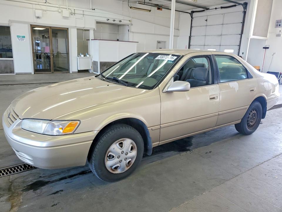 1999 Toyota Camry მანქანა იყიდება აუქციონზე, vin: JT2BG22K8X0315839, აუქციონის ნომერი: 55073916