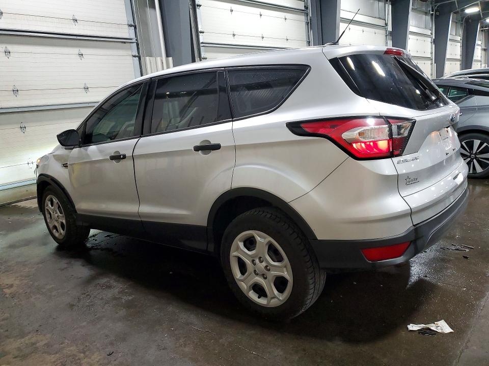 Продажа на аукционе авто 2018 Ford Escape, vin: 1FMCU0F71JUB13015, номер лота: 52532786