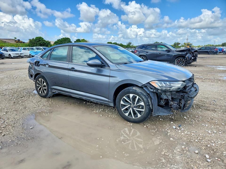 54631746 :رقم المزاد ، 3VW4M7BU7PM005408 vin ، 2023 Volkswagen Jetta مزاد بيع