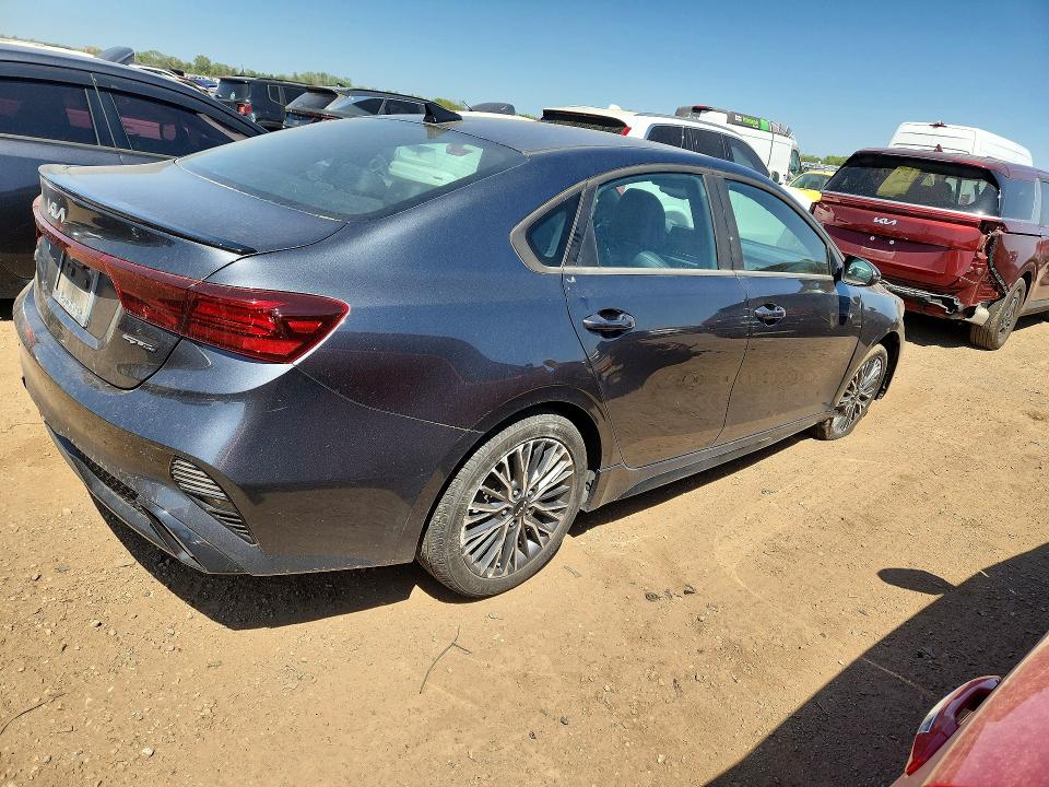 2024 Kia Forte მანქანა იყიდება აუქციონზე, vin: 3KPF54AD2RE790006, აუქციონის ნომერი: 53710536