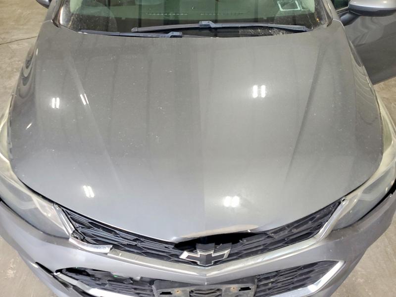 55518506 :رقم المزاد ، 1G1BH5SE1J7140129 vin ، 2018 Chevrolet Cruze مزاد بيع