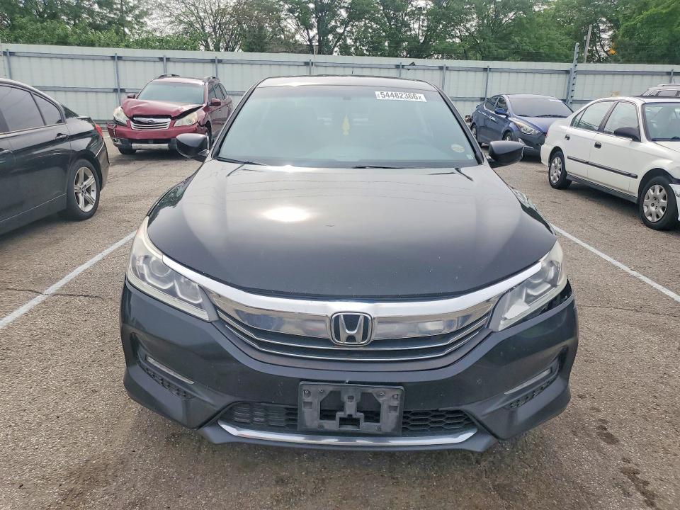 54482366 :رقم المزاد ، 1HGCR2F58GA093373 vin ، 2016 Honda Accord مزاد بيع