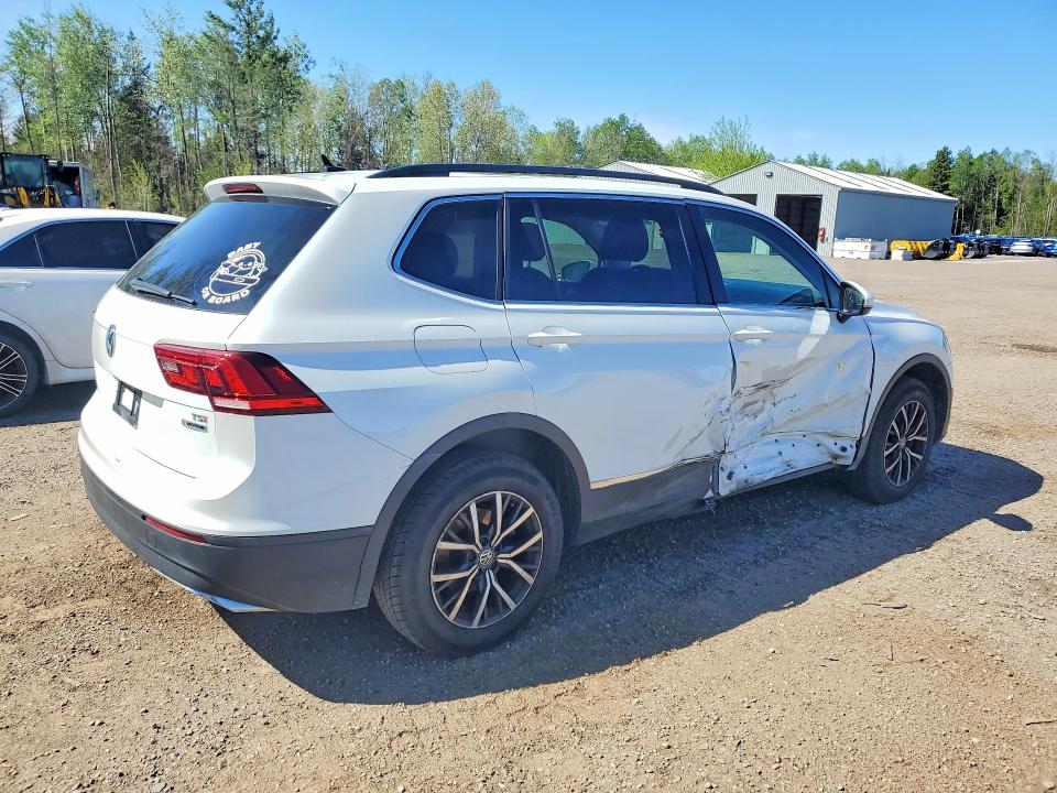 Продажа на аукционе авто 2018 Volkswagen Tiguan, vin: 3VV2B7AXXJM100324, номер лота: 54115756