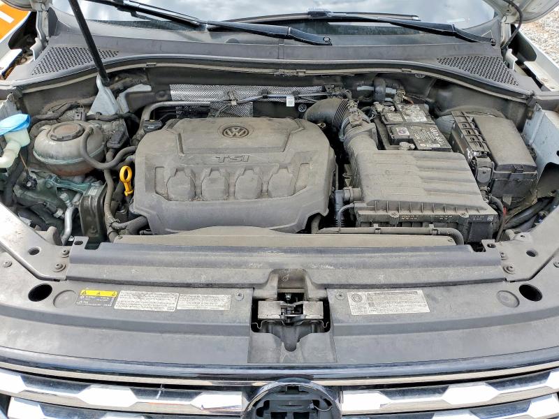 52725296 :رقم المزاد ، 3VV0B7AX8KM051648 vin ، 2019 Volkswagen Tiguan مزاد بيع