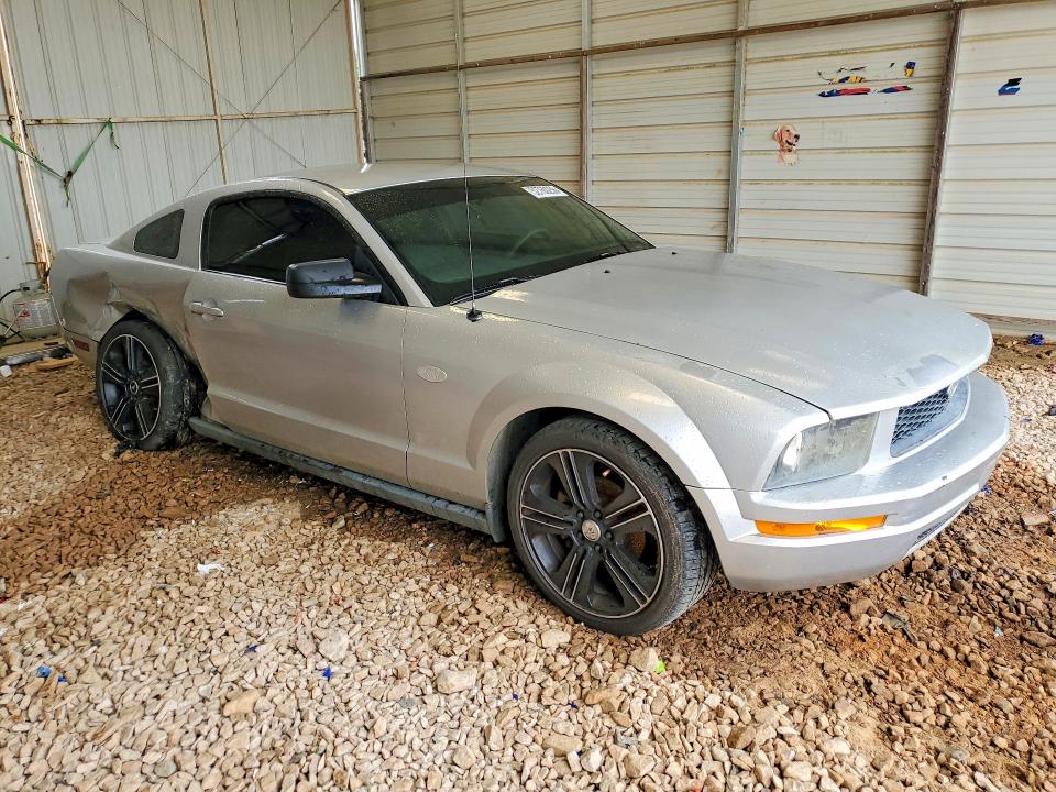 2009 Ford Mustang მანქანა იყიდება აუქციონზე, vin: 1ZVHT80N195144836, აუქციონის ნომერი: 52760256
