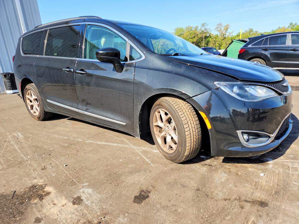 2017 Chrysler Pacifica მანქანა იყიდება აუქციონზე, vin: 2C4RC1BG9HR553844, აუქციონის ნომერი: 53701856