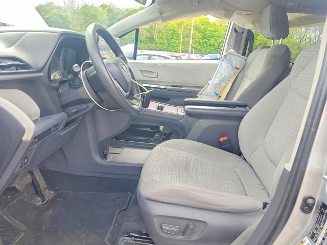 Продажа на аукционе авто 2021 Toyota Sienna, vin: 5TDKRKEC4MS040923, номер лота: 53521246