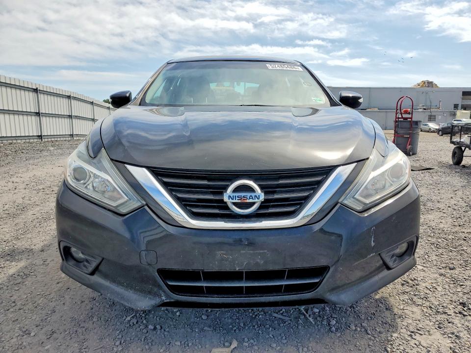 Продаж на аукціоні авто 2018 Niss Altima, vin: 1N4AL3AP8JC164286, номер лоту: 52485486