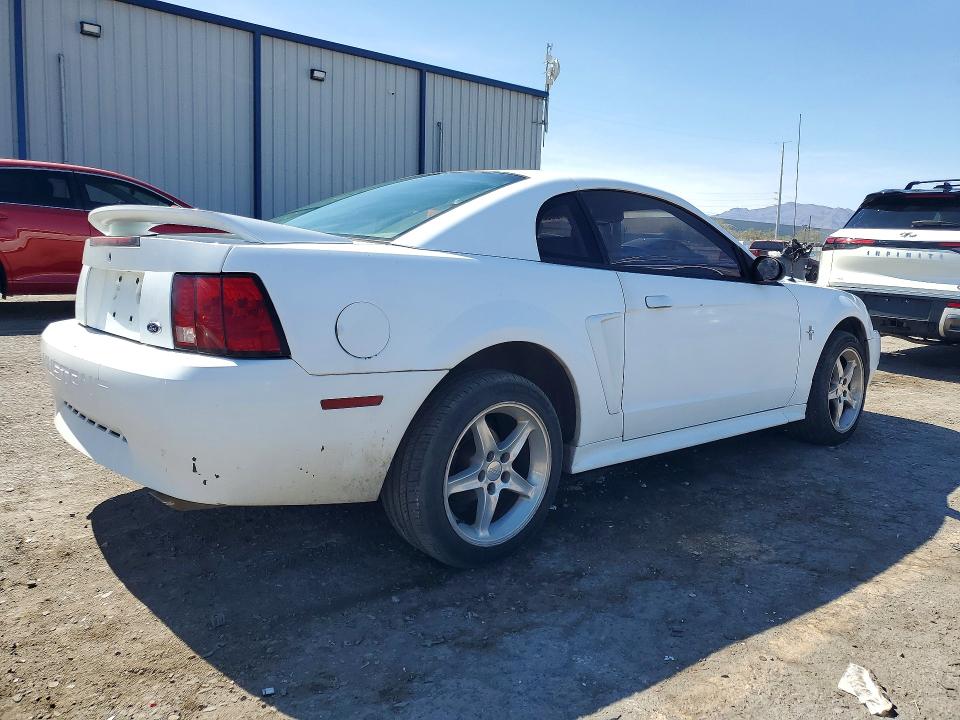 Продаж на аукціоні авто 2000 Ford Mustang, vin: 1FAFP4045YF221107, номер лоту: 54100566