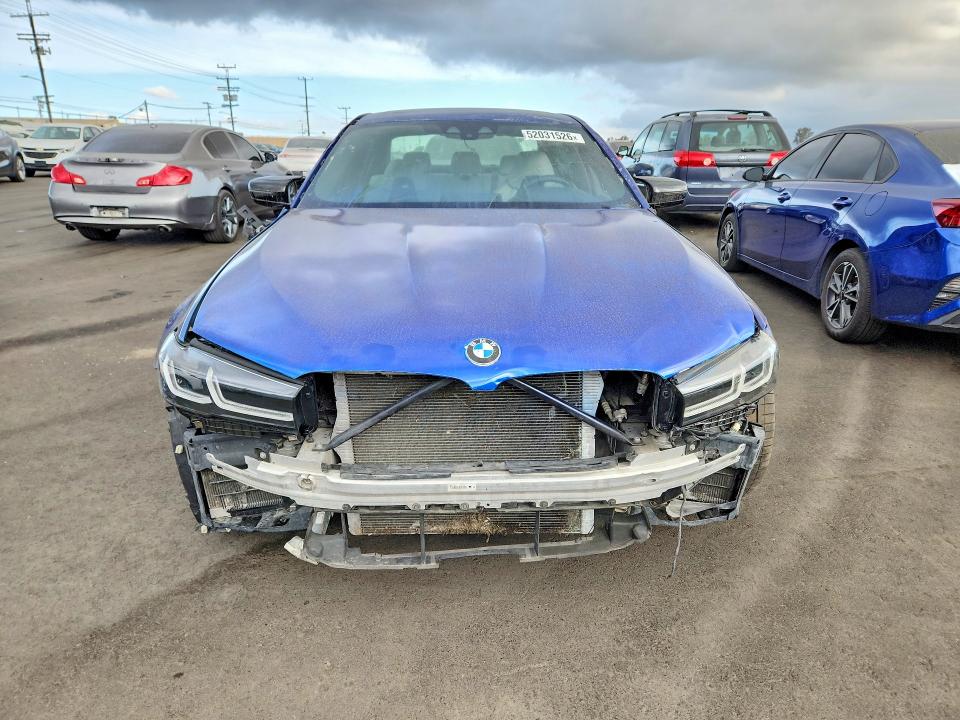 2022 Bmw M5 მანქანა იყიდება აუქციონზე, vin: WBS83CH05NCH70776, აუქციონის ნომერი: 52031526