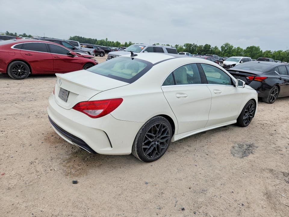 52744966 :رقم المزاد ، WDDSJ4EB9JN530498 vin ، 2018 Mercedes-benz Cla مزاد بيع